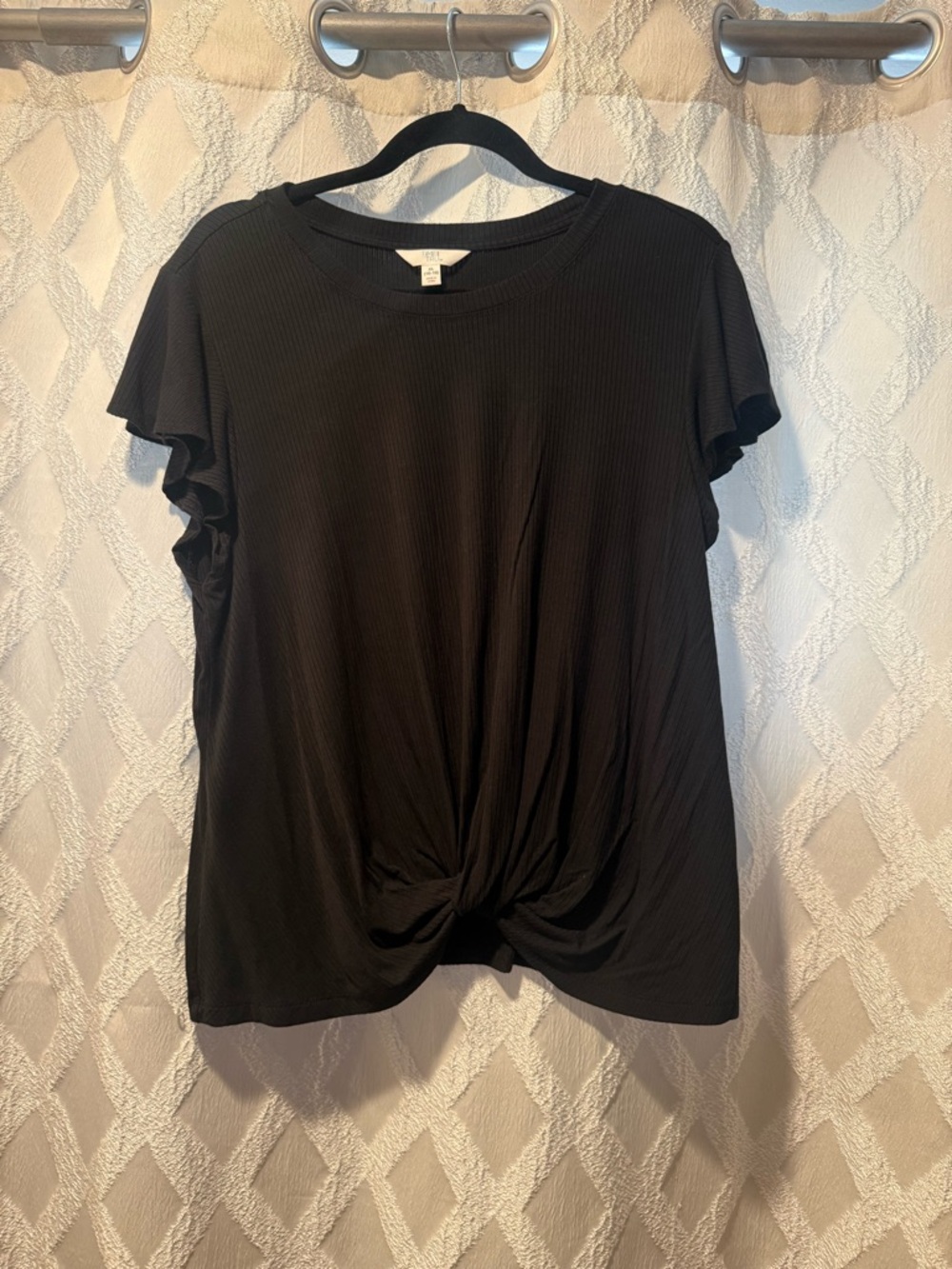 Time and Tru Black Knot-Front Short Sleeve Tee